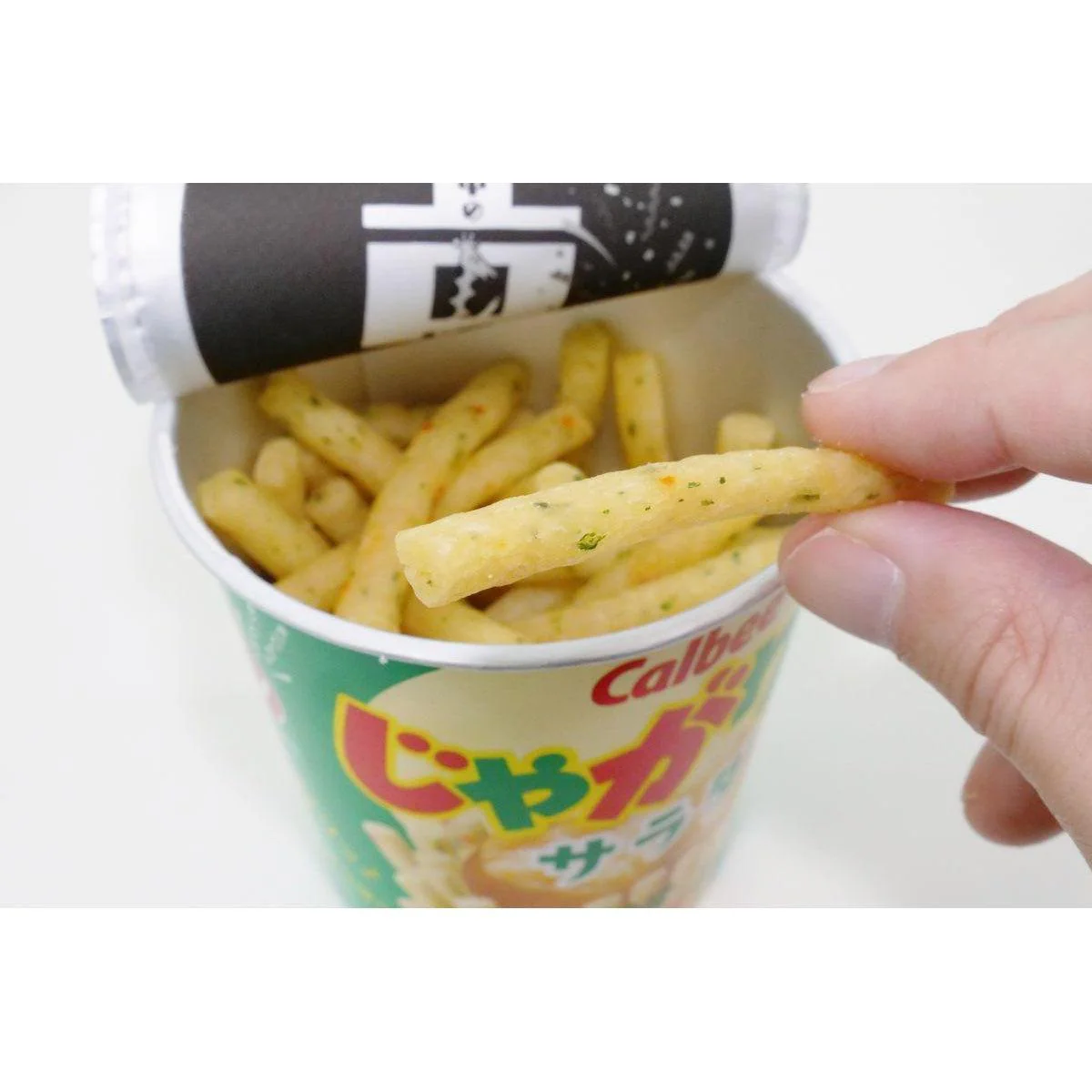 Calbee Jagarico Salad Potato Sticks (Pack of 6 Cups) - Image 2