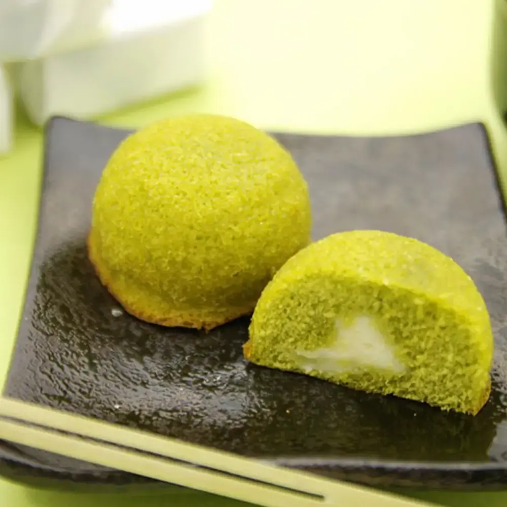 Kyoto Matcha Chiffon Cake Custard Cream Filled Soft Cake 12 Pieces - Image 2