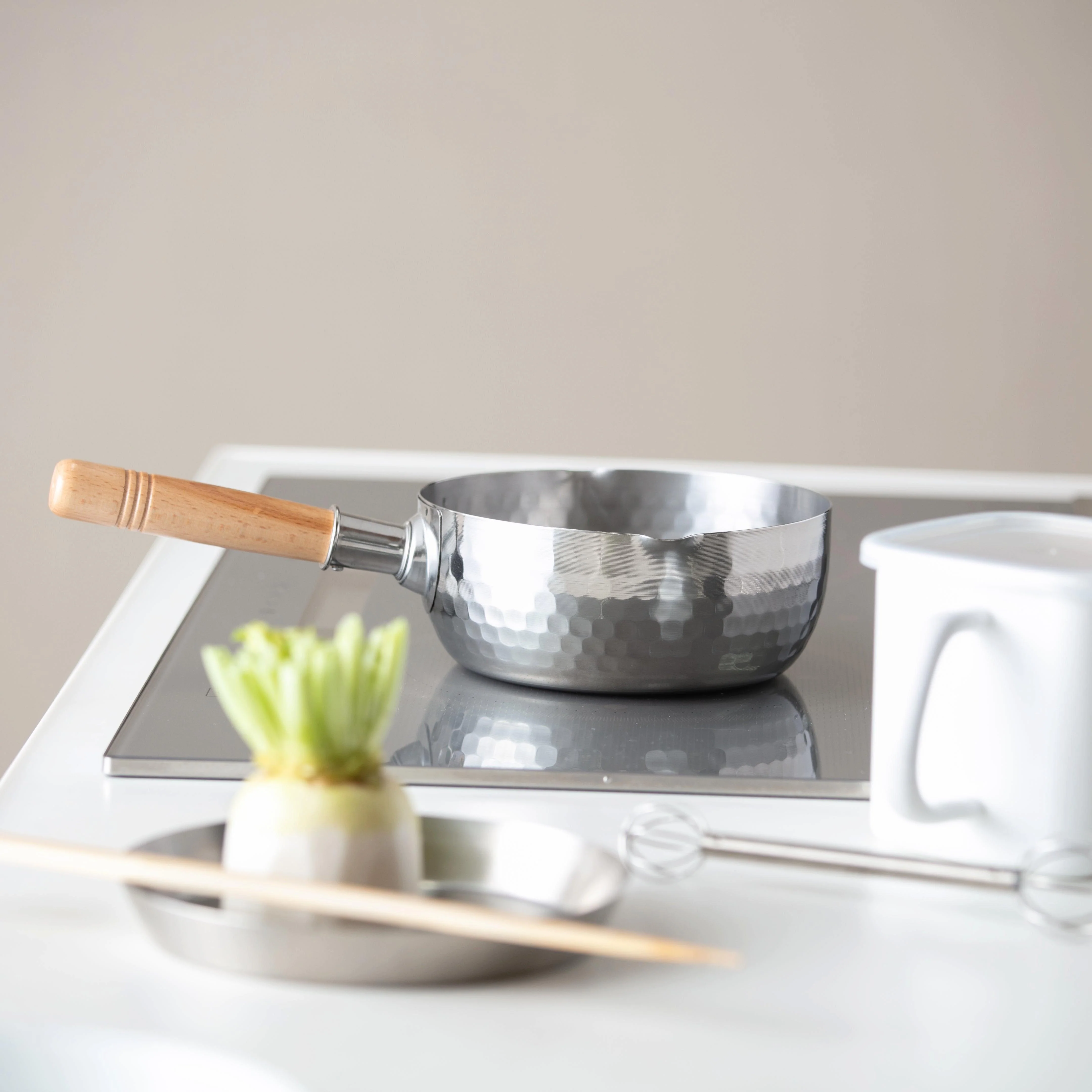 Yoshikawa Yukihira Saucepan Stainless Steel Pot 2.2 Quart 20cm YH6753 - Image 6